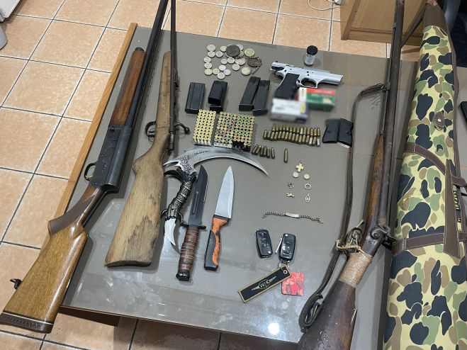 &Sigma;&upsilon;&lambda;&lambda;ή&psi;&epsilon;&iota;&sigmaf; &gamma;&iota;&alpha; ό&pi;&lambda;&alpha; &sigma;&tau;&eta;&nu; &Alpha;&rho;&gamma;&omicron;&lambda;ί&delta;&alpha;