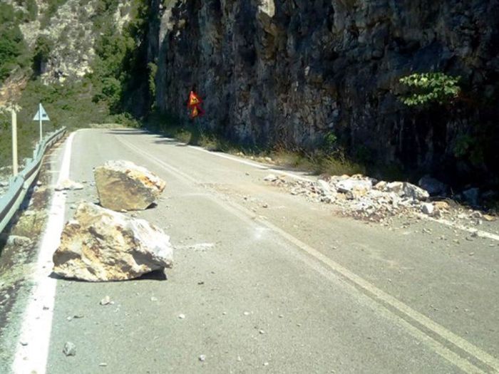 Κατολίσθηση στην παλιά εθνική οδό Καλαμάτας – Σπάρτης