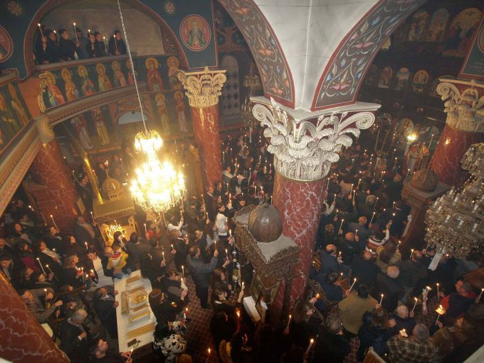 &Eta; &Alpha;&nu;ά&sigma;&tau;&alpha;&sigma;&eta; &sigma;&tau;&omicron; &Beta;&alpha;&lambda;&tau;&epsilon;&sigma;&iota;&nu;ί&kappa;&omicron; &Gamma;&omicron;&rho;&tau;&upsilon;&nu;ί&alpha;&sigmaf;! (vd)