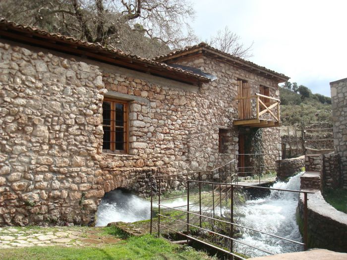 &Mu;&omicron;&upsilon;&sigma;&epsilon;ί&omicron; &Delta;&eta;&mu;&eta;&tau;&sigma;ά&nu;&alpha;&sigmaf; - &Omicron;&iota; ώ&rho;&epsilon;&sigmaf; &pi;&omicron;&upsilon; &theta;&alpha; &epsilon;ί&nu;&alpha;&iota; &alpha;&nu;&omicron;&iota;&chi;&tau;ό &gamma;&iota;&alpha; &tau;&omicron; &kappa;&omicron;&iota;&nu;ό &alpha;&upsilon;&tau;ό &tau;&omicron; &Sigma;ά&beta;&beta;&alpha;&tau;&omicron;