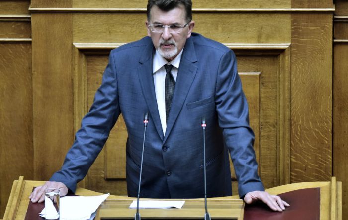 Βουλευτής του ΠΑΣΟΚ αποκαλεί «τουρκική» τη μουσουλμανική μειονότητα στη Θράκη