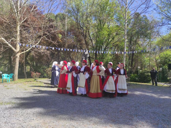 &Gamma;&iota;&omicron;&rho;&tau;ή &Zeta;&omega;&omicron;&delta;ό&chi;&omicron;&upsilon; &Pi;&eta;&gamma;ή&sigmaf; | &Eta; &epsilon;&kappa;&delta;ή&lambda;&omega;&sigma;&eta; &tau;&iota;&mu;ή&sigmaf; &sigma;&tau;&eta;&nu; &Tau;&epsilon;&gamma;&epsilon;ά&tau;&iota;&sigma;&sigma;&alpha; &Mu;ά&nu;&alpha; (&epsilon;&iota;&kappa;ό&nu;&epsilon;&sigmaf;)