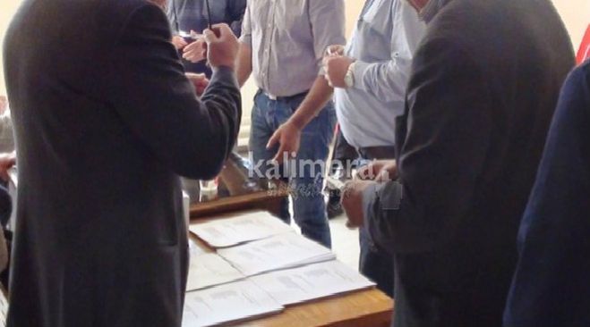 Έ&nu;&omega;&sigma;&eta; &Tau;&omicron;&pi;&iota;&kappa;ή&sigmaf; &Alpha;&upsilon;&tau;&omicron;&delta;&iota;&omicron;ί&kappa;&eta;&sigma;&eta;&sigmaf;: 24 &mu;έ&rho;&epsilon;&sigmaf; &mu;&epsilon;&tau;ά &tau;&iota;&sigmaf; &epsilon;&kappa;&lambda;&omicron;&gamma;έ&sigmaf; &kappa;&alpha;&iota; &delta;&epsilon;&nu; έ&chi;&omicron;&upsilon;&nu; &sigma;&upsilon;&gamma;&kappa;&rho;&omicron;&tau;ή&sigma;&epsilon;&iota; &sigma;&epsilon; &sigma;ώ&mu;&alpha; &tau;&omicron; &nu;έ&omicron; &Delta;.&Sigma;.!