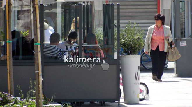 &Pi;&lambda;&alpha;&tau;&epsilon;ί&alpha; &Pi;&epsilon;&tau;&rho;&iota;&nu;&omicron;ύ: &Pi;&omicron;&iota;&epsilon;&sigmaf; &epsilon;&kappa;&lambda;&omicron;&gamma;έ&sigmaf;; Ό&lambda;&omicron;&iota; &laquo;&psi;&eta;&phi;ί&zeta;&omicron;&upsilon;&nu;&raquo; &kappa;&alpha;&phi;έ!