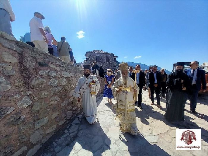 Δημητσάνα | Η πρώτη επίσημη Θεία Λειτουργία επί τη εορτή του Εθνοϊερομάρτυρος Ιωσήφ Β΄ στη γενέτειρά του (εικόνες)