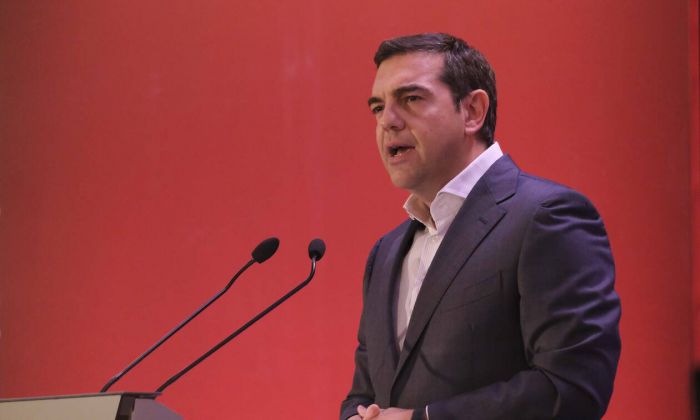 &Tau;&sigma;ί&pi;&rho;&alpha;&sigmaf;: &Epsilon;&kappa;&lambda;&omicron;&gamma;έ&sigmaf; &tau;ώ&rho;&alpha; - &laquo;Ή &mu;&epsilon; &tau;&eta; &Delta;&epsilon;&xi;&iota;ά &theta;&alpha; &epsilon;ί&sigma;&alpha;&iota; ή &mu;&epsilon; &tau;&eta; &delta;&eta;&mu;&omicron;&kappa;&rho;&alpha;&tau;&iota;&kappa;ή &pi;&alpha;&rho;ά&tau;&alpha;&xi;&eta;&raquo; &lambda;έ&epsilon;&iota; &gamma;&iota;&alpha; &tau;&omicron; &Kappa;&Iota;&Nu;&Alpha;&Lambda;