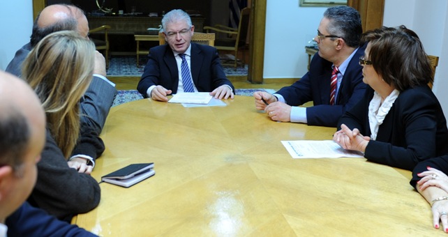 Επάνδρωση Κέντρων Υγείας και Αγροτικών Ιατρείων ζήτησε η Παγγορτυνιακή από τον Λυκουρέντζο