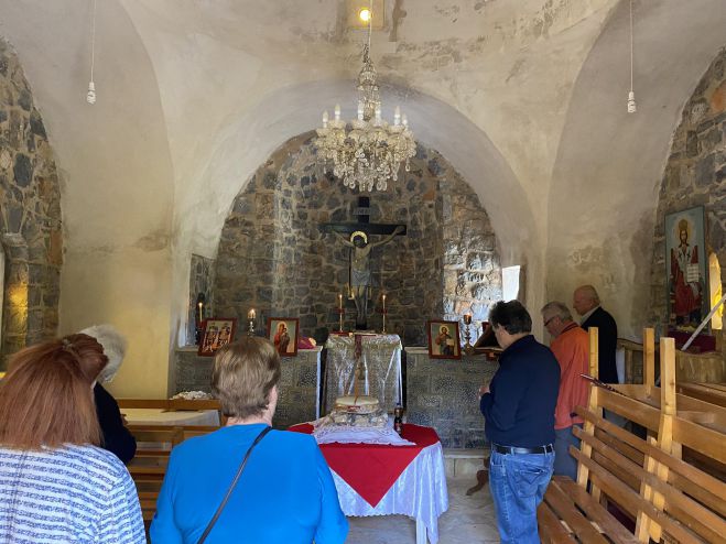 &Gamma;&iota;ό&rho;&tau;&alpha;&sigma;&epsilon; &eta; &Epsilon;&nu;&omicron;&rho;ί&alpha; &Pi;ά&pi;&alpha;&rho;&iota; &sigma;&tau;&omicron; &Iota;&epsilon;&rho;ό &Epsilon;&xi;&omega;&kappa;&lambda;ή&sigma;&iota; &tau;&omega;&nu; &Alpha;&gamma;ί&omega;&nu; &Theta;&epsilon;&omicron;&delta;ώ&rho;&omega;&nu; (&epsilon;&iota;&kappa;ό&nu;&epsilon;&sigmaf;)