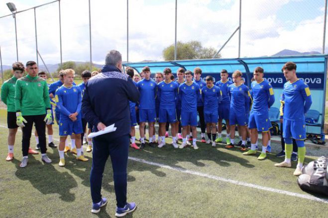 &Epsilon;&pi;&iota;&sigma;&tau;&rho;&omicron;&phi;ή &sigma;&tau;&omicron; &chi;&omicron;&rho;&tau;ά&rho;&iota; &gamma;&iota;&alpha; &tau;&eta;&nu; &Kappa;19 &tau;&omicron;&upsilon; &Alpha;&sigma;&tau;έ&rho;&alpha;! (vd)