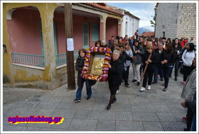 Σε κλίμα συγκίνησης η μεταφορά της εικόνας του Αϊ Γιώργη από τα άνω στα κάτω Δολιανά