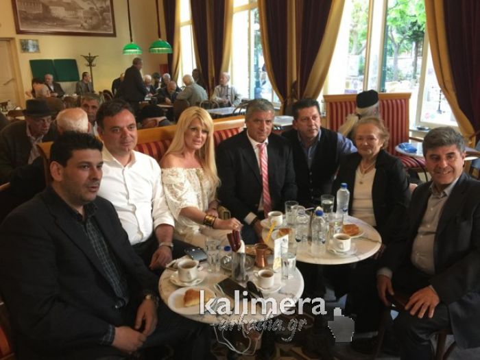Τι συζήτησε ο Τσιαμούλος με το «ζεύγος Πατούλη» στο Μεγάλο Καφενείο; (εικόνες)