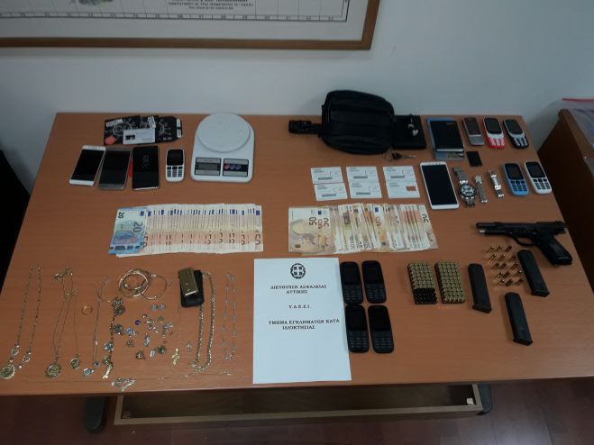 &Pi;&omicron;&lambda;ύ &epsilon;&pi;&iota;&kappa;ί&nu;&delta;&upsilon;&nu;&omicron;&iota; &omicron;&iota; &lambda;&eta;&sigma;&tau;έ&sigmaf; &tau;&eta;&sigmaf; &Tau;&rho;ί&pi;&omicron;&lambda;&eta;&sigmaf; - &Epsilon;ί&chi;&alpha;&nu; &beta;&alpha;&rho;ύ &omicron;&pi;&lambda;&iota;&sigma;&mu;ό &kappa;&alpha;&iota; "&beta;ά&sigma;&eta;" &tau;&omicron; &Zeta;&epsilon;&phi;ύ&rho;&iota; - &Alpha;&rho;&chi;&eta;&gamma;ό&sigmaf; ή&tau;&alpha;&nu; &alpha;&lambda;&lambda;&omicron;&delta;&alpha;&pi;ό&sigmaf;! (vd)