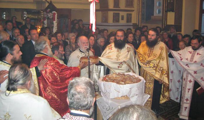&Gamma;&iota;&omicron;&rho;&tau;ά&sigma;&tau;&eta;&kappa;&epsilon; &eta; &mu;&nu;ή&mu;&eta; &tau;&omicron;&upsilon; &Alpha;&gamma;ί&omicron;&upsilon; &Mu;ά&rho;&kappa;&omicron;&upsilon; &sigma;&tau;&omicron; &Pi;έ&lambda;&alpha;&gamma;&omicron;&sigmaf; (&epsilon;&iota;&kappa;ό&nu;&epsilon;&sigmaf;)