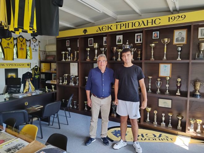 &Tau;&omicron;&nu; &Alpha;&nu;&delta;&rho;έ&alpha; &Alpha;&theta;&alpha;&nu;&alpha;&sigma;ό&pi;&omicron;&upsilon;&lambda;&omicron; &alpha;&nu;&alpha;&kappa;&omicron;ί&nu;&omega;&sigma;&epsilon; &eta; &Alpha;&Epsilon;&Kappa; &Tau;&rho;ί&pi;&omicron;&lambda;&eta;&sigmaf;