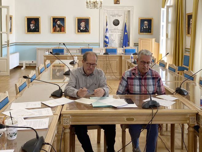 &Pi;. &Nu;ί&kappa;&alpha;&sigmaf; &gamma;&iota;&alpha; &Mu;&epsilon;&gamma;&alpha;&lambda;ό&pi;&omicron;&lambda;&eta;: "&Nu;&alpha; &epsilon;&phi;&alpha;&rho;&mu;&omicron;&sigma;&tau;&omicron;ύ&nu; &epsilon;&pi;ί &tau;&omicron;&upsilon; &pi;&epsilon;&delta;ί&omicron;&upsilon; ό&sigma;&alpha; &alpha;&pi;&omicron;&phi;&alpha;&sigma;ί&sigma;&tau;&eta;&kappa;&alpha;&nu; &sigma;&tau;&omicron; &pi;&lambda;&alpha;ί&sigma;&iota;&omicron; &tau;&eta;&sigmaf; &Sigma;&Delta;&Alpha;&Mu;&rdquo;