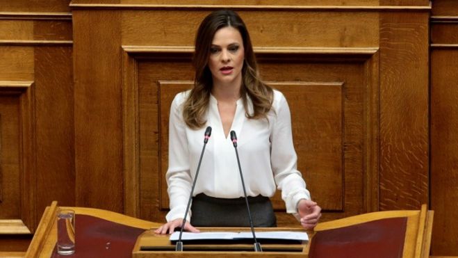 &quot;Οι εργαζόμενοι με αυξημένο κατώτατο μισθό, θα συνεχίσουν να είναι κάτω από το αφορολόγητο όριο&quot;