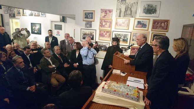 &Epsilon;&nu;&tau;&upsilon;&pi;&omega;&sigma;&iota;&alpha;&kappa;ή &pi;&rho;&omicron;&sigma;έ&lambda;&epsilon;&upsilon;&sigma;&eta; &kappa;ό&sigma;&mu;&omicron;&upsilon; &sigma;&tau;&eta;&nu; &pi;ί&tau;&alpha; &tau;&eta;&sigmaf; &Pi;&alpha;&gamma;&gamma;&omicron;&rho;&tau;&upsilon;&nu;&iota;&alpha;&kappa;ή&sigmaf;! (&epsilon;&iota;&kappa;ό&nu;&epsilon;&sigmaf;)