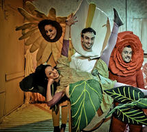 &Theta;&epsilon;&alpha;&tau;&rho;&iota;&kappa;ή &pi;&alpha;&iota;&delta;&iota;&kappa;ή &pi;&alpha;&rho;ά&sigma;&tau;&alpha;&sigma;&eta; &sigma;&tau;&omicron; &Lambda;&epsilon;&omega;&nu;ί&delta;&iota;&omicron;