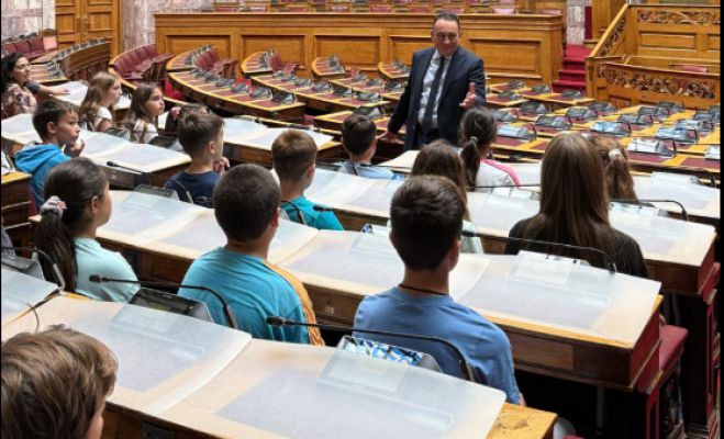 Παιδιά του Δημοτικού Σχολείου Άστρους στη Βουλή - Υποδοχή από Βλάση (εικόνες)