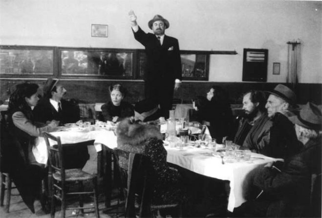 &Gamma;&iota;&alpha;&nu;&nu;&alpha;&kappa;&omicron;ύ&rho;&alpha;&sigmaf; &sigma;&epsilon; &Nu;ί&kappa;&alpha;: "&Mu;&eta;&nu; &pi;&alpha;ί&zeta;&epsilon;&tau;&epsilon; &mu;&epsilon; &tau;&eta;&nu; &alpha;&pi;&epsilon;&lambda;&pi;&iota;&sigma;ί&alpha; &kappa;&alpha;&iota; &tau;&eta;&nu; &alpha;&gamma;&omega;&nu;ί&alpha; &tau;&omega;&nu; &kappa;&alpha;&tau;&omicron;ί&kappa;&omega;&nu; &tau;&eta;&sigmaf; &Gamma;&omicron;&rho;&tau;&upsilon;&nu;ί&alpha;&sigmaf;"