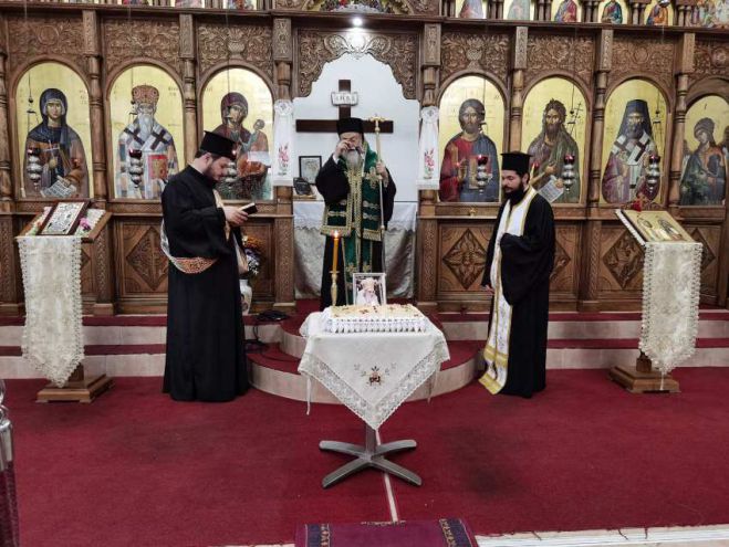 &Nu;&epsilon;&kappa;&rho;ώ&sigma;&iota;&mu;&omicron; &tau;&rho;&iota;&sigma;ά&gamma;&iota;&omicron; &gamma;&iota;&alpha; &tau;&omicron;&nu; &Mu;&alpha;&kappa;&alpha;&rho;&iota;&sigma;&tau;ό &Mu;&eta;&tau;&rho;&omicron;&pi;&omicron;&lambda;ί&tau;&eta; &Iota;&epsilon;&rho;&epsilon;&mu;ί&alpha; &sigma;&tau;&eta;&nu; &Mu;&epsilon;&gamma;&alpha;&lambda;ό&pi;&omicron;&lambda;&eta; (&epsilon;&iota;&kappa;ό&nu;&epsilon;&sigmaf;)