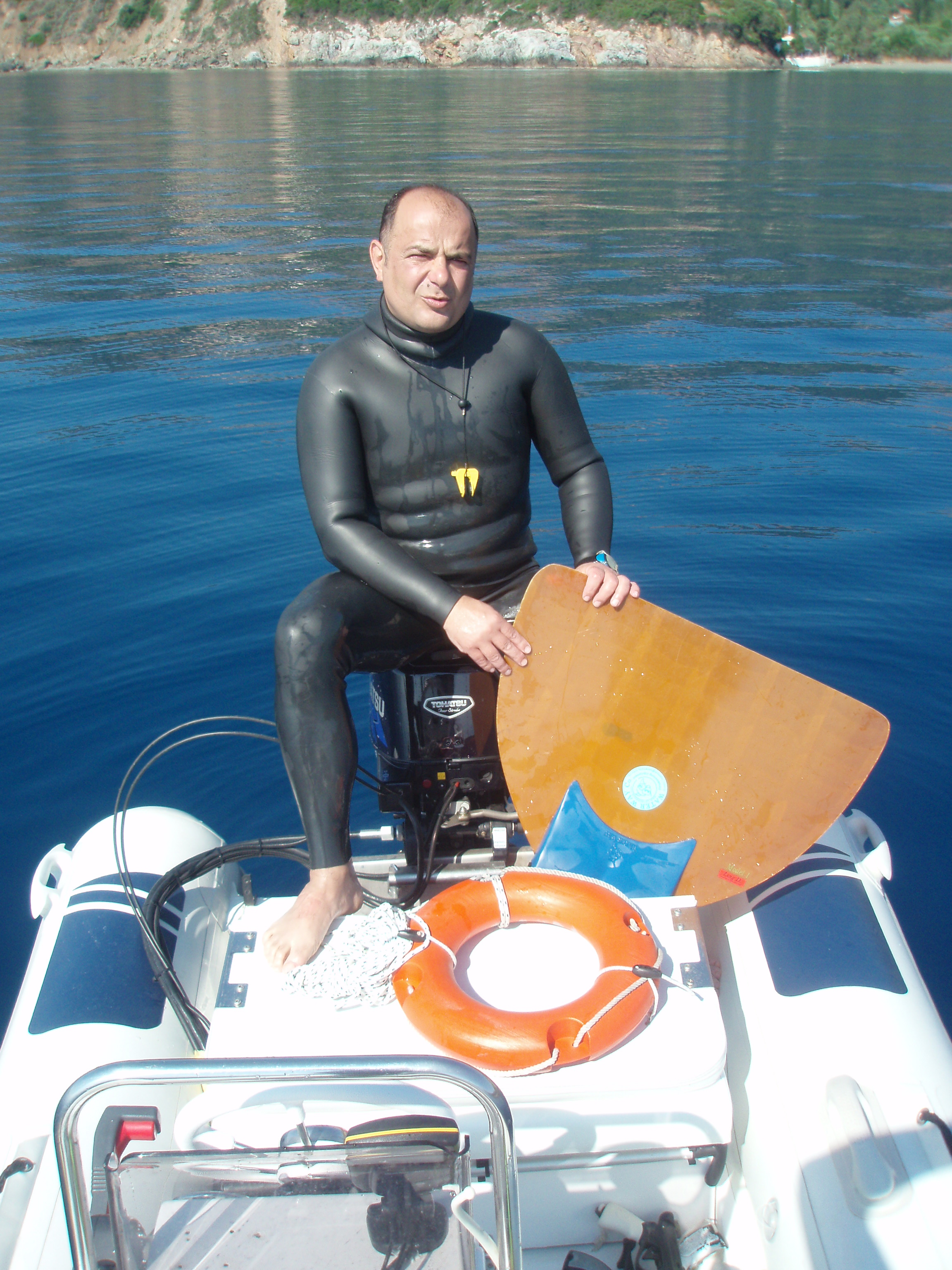 &Sigma;&tau;&omicron; &Pi;&alpha;&gamma;&kappa;ό&sigma;&mu;&iota;&omicron; &Pi;&rho;&omega;&tau;ά&theta;&lambda;&eta;&mu;&alpha; &epsilon;&lambda;&epsilon;ύ&theta;&epsilon;&rho;&eta;&sigmaf; &kappa;&alpha;&tau;ά&delta;&upsilon;&sigma;&eta;&sigmaf; &omicron; &Chi;&rho;ή&sigma;&tau;&omicron;&sigmaf; &Pi;&omicron;&lambda;ί&tau;&eta;&sigmaf; &alpha;&pi;ό &tau;&eta;&nu; &Tau;&rho;ί&pi;&omicron;&lambda;&eta;!