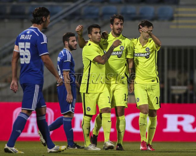 "&Tau;&epsilon;&sigma;&sigma;ά&rho;&alpha;" &omicron; &Alpha;&sigma;&tau;έ&rho;&alpha;&sigmaf; &sigma;&tau;&omicron; &Kappa;ύ&pi;&epsilon;&lambda;&lambda;&omicron; - &Delta;&epsilon;ί&tau;&epsilon; &tau;&alpha; &gamma;&kappa;&omicron;&lambda;! (vd)