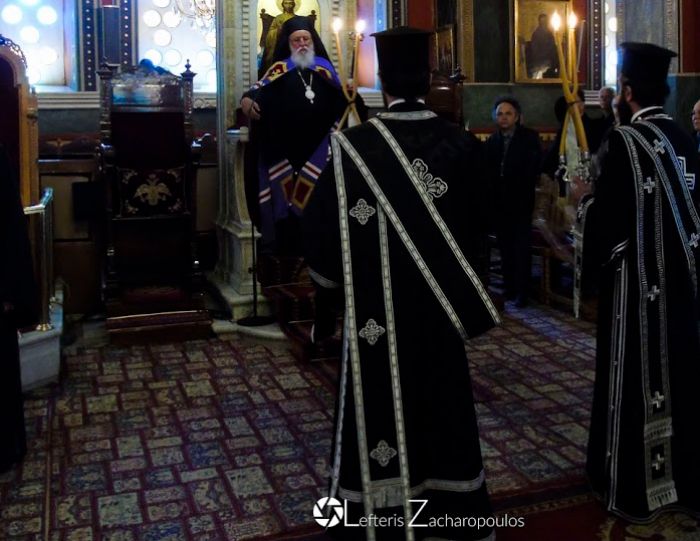 &Kappa;&lambda;&epsilon;ί&nu;&epsilon;&iota; &gamma;&iota;&alpha; &phi;έ&tau;&omicron;&sigmaf; &omicron; &kappa;ύ&kappa;&lambda;&omicron;&sigmaf; &mu;&epsilon; &tau;&alpha; &kappa;&eta;&rho;ύ&gamma;&mu;&alpha;&tau;&alpha; &sigma;&tau;&omicron; &Mu;&eta;&tau;&rho;&omicron;&pi;&omicron;&lambda;&iota;&tau;&iota;&kappa;ό &Nu;&alpha;ό &tau;&eta;&sigmaf; &Tau;&rho;ί&pi;&omicron;&lambda;&eta;&sigmaf;