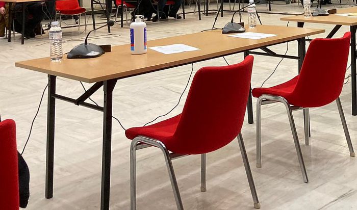 &Omicron;&iota; &pi;&alpha;&theta;&omicron;&gamma;έ&nu;&epsilon;&iota;&epsilon;&sigmaf; &tau;&omicron;&upsilon; &Delta;&eta;&mu;&omicron;&tau;&iota;&kappa;&omicron;ύ (&mu;&alpha;&sigmaf;) &Sigma;&upsilon;&mu;&beta;&omicron;&upsilon;&lambda;ί&omicron;&upsilon;