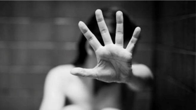 &Pi;ά&tau;&rho;&alpha; | &Epsilon;&pi;ί&theta;&epsilon;&sigma;&eta; &sigma;&epsilon; 13&chi;&rho;&omicron;&nu;&eta; &alpha;&pi;ό &tau;&rho;&epsilon;&iota;&sigmaf; &sigma;&upsilon;&mu;&mu;&alpha;&theta;ή&tau;&rho;&iota;έ&sigmaf; &tau;&eta;&sigmaf;, &omicron;&iota; &delta;ύ&omicron; &tau;&eta;&nu; &chi;&tau;&upsilon;&pi;&omicron;ύ&sigma;&alpha;&nu; &sigma;&tau;&omicron; &pi;&rho;ό&sigma;&omega;&pi;&omicron; &kappa;&alpha;&iota; &eta; ά&lambda;&lambda;&eta; &tau;&rho;&alpha;&beta;&omicron;ύ&sigma;&epsilon; &beta;ί&nu;&tau;&epsilon;&omicron;