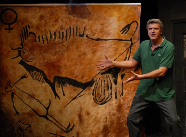 Θεατρική κωμωδία με τον Βλαδίμηρο Κυριακίδη έρχεται στην Τρίπολη! (vd)