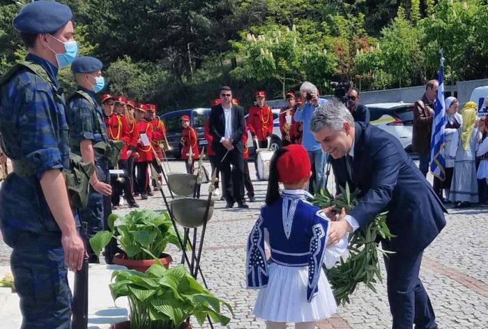 &Eta; &epsilon;&pi;έ&tau;&epsilon;&iota;&omicron;&sigmaf; &tau;&eta;&sigmaf; &Iota;&sigma;&tau;&omicron;&rho;&iota;&kappa;ή&sigmaf; &Mu;ά&chi;&eta;&sigmaf; &tau;&iota;&mu;ή&theta;&eta;&kappa;&epsilon; &sigma;&tau;&alpha; &Beta;έ&rho;&beta;&epsilon;&nu;&alpha; (&epsilon;&iota;&kappa;ό&nu;&epsilon;&sigmaf;)