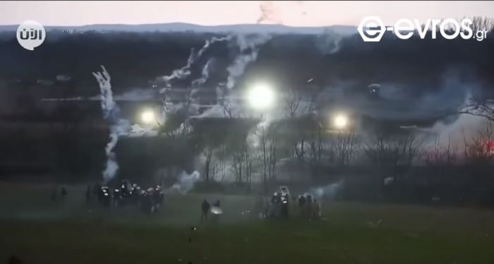 Το θράσος των Τούρκων δεν έχει όρια και φραγμούς - Ατελειώτα χημικά εναντίον των Ελλήνων στρατιωτών (vd)