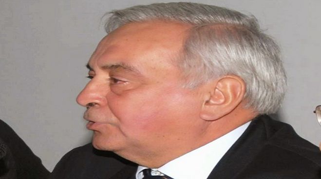 &Eta; &gamma;&iota;&omicron;&rho;&tau;ή &tau;&eta;&sigmaf; &Tau;&sigma;&alpha;&kappa;ώ&nu;&iota;&kappa;&eta;&sigmaf; &mu;&epsilon;&lambda;&iota;&tau;&zeta;ά&nu;&alpha;&sigmaf; &tau;&omicron;&upsilon; &Lambda;&epsilon;&omega;&nu;&iota;&delta;ί&omicron;&upsilon; - &Gamma;&rho;ά&phi;&epsilon;&iota; &omicron; &Delta;. &Tau;&sigma;&iota;&gamma;&kappa;&omicron;ύ&nu;&eta;&sigmaf;