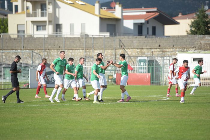 &Pi;&omicron;&delta;ό&sigma;&phi;&alpha;&iota;&rho;&omicron; &Alpha;&rho;&kappa;&alpha;&delta;ί&alpha;&sigmaf; | &Tau;&alpha; &alpha;&pi;&omicron;&tau;&epsilon;&lambda;έ&sigma;&mu;&alpha;&tau;&alpha; &sigma;&epsilon; &Alpha;' &kappa;&alpha;&iota; &Beta;' &Kappa;&alpha;&tau;&eta;&gamma;&omicron;&rho;ί&alpha;