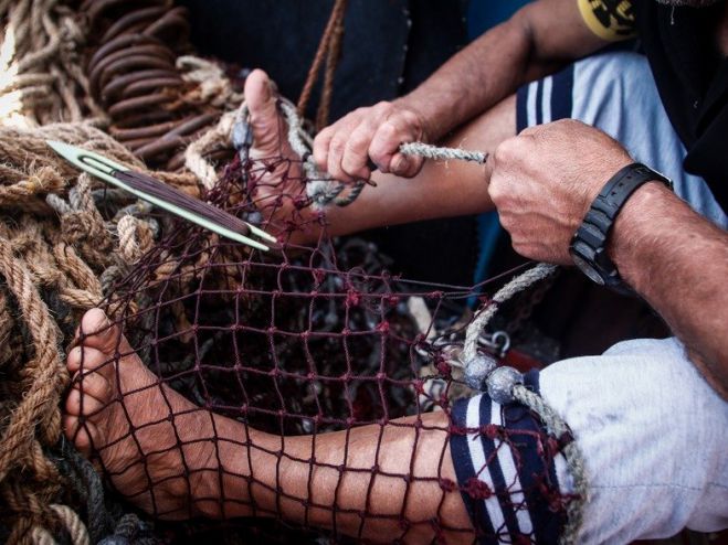 Πάτρα | 34χρονος Αιγύπτιος ο ψαράς που βρήκε τραγικό θάνατο μπλεγμένος σε δίχτυα