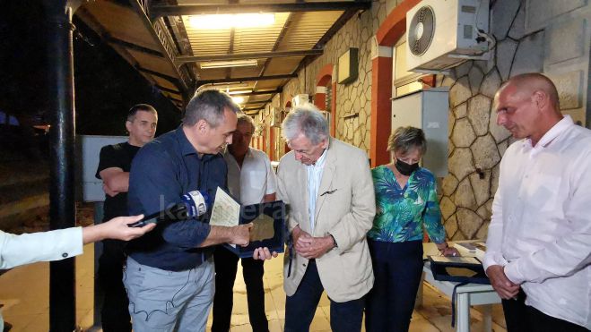 Γαβράς και Βαρουφάκης στην Τρίπολη - Δείτε φωτογραφικά &quot;κλικ&quot;