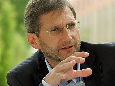 Έρχεται στην Τριπολη ο Επίτροπος Johannes Hahn