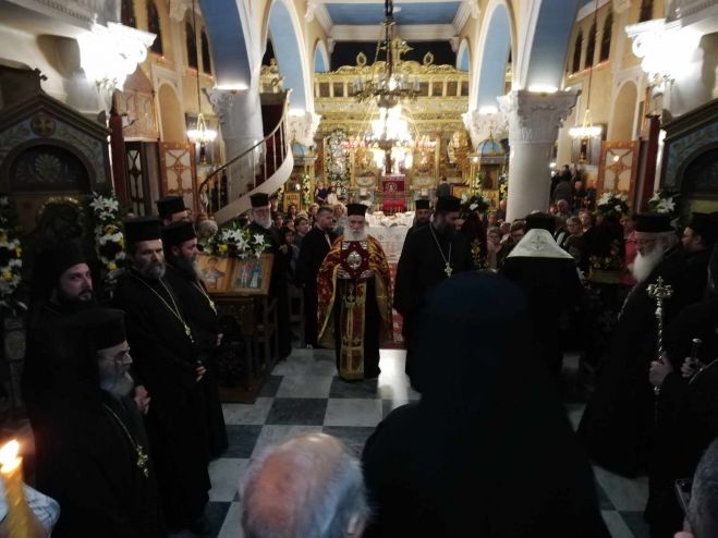 &Epsilon;&sigma;&pi;&epsilon;&rho;&iota;&nu;ό&sigmaf; &gamma;&iota;&alpha; &tau;&eta; &gamma;&iota;&omicron;&rho;&tau;ή &tau;&omicron;&upsilon; &Alpha;&gamma;ί&omicron;&upsilon; &Delta;&eta;&mu;&eta;&tau;&rho;ί&omicron;&upsilon; &sigma;&tau;&eta;&nu; &Tau;&rho;ί&pi;&omicron;&lambda;&eta; (&epsilon;&iota;&kappa;ό&nu;&epsilon;&sigmaf;)