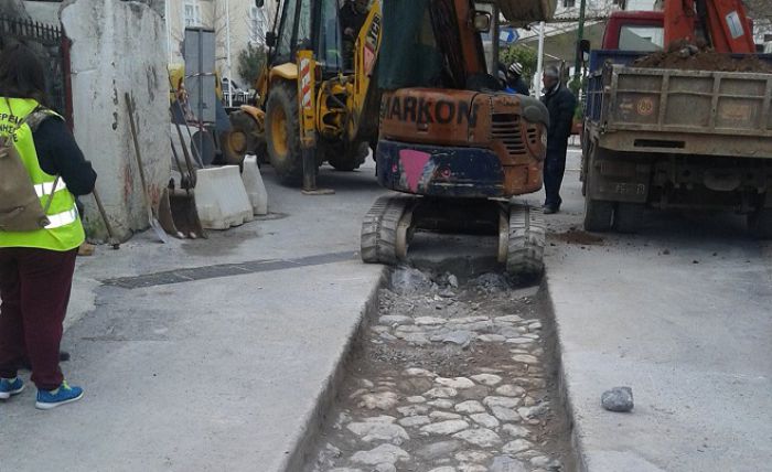 Παλαιό καλντερίμι ... αποκαλύφθηκε στο Λεωνίδιο! (εικόνες)