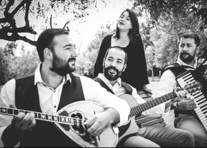 &Sigma;&upsilon;&nu;&alpha;&upsilon;&lambda;ί&alpha; &mu;&epsilon; &tau;&omicron; &Mu;&omicron;&upsilon;&sigma;&iota;&kappa;ό &Sigma;&chi;ή&mu;&alpha; &ldquo;&Gamma;&rho;&alpha;&mu;&mu;έ&sigmaf;&rdquo; &sigma;&tau;&eta;&nu; &Kappa;&epsilon;&nu;&tau;&rho;&iota;&kappa;ή &Pi;&lambda;&alpha;&tau;&epsilon;ί&alpha; &Mu;&epsilon;&gamma;&alpha;&lambda;ό&pi;&omicron;&lambda;&eta;&sigmaf;