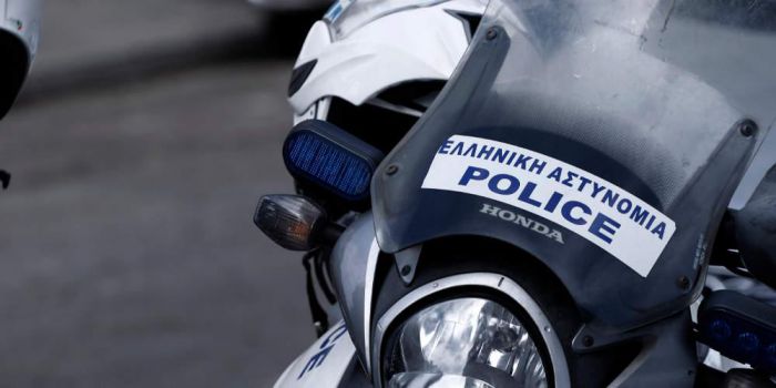 Β. Ελλάδα | Τρεις ιδιώτες και ένας αστυνομικός συνελήφθησαν σε υπόθεση διακίνησης ναρκωτικών ουσιών