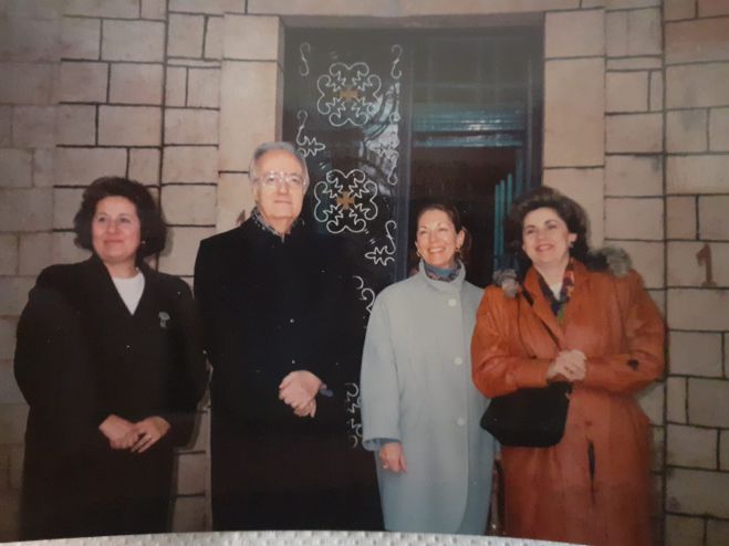 1995 | Όταν ο Χρήστος Σαρτζετάκης επισκέφθηκε την Ζάτουνα Γορτυνίας (εικόνες)