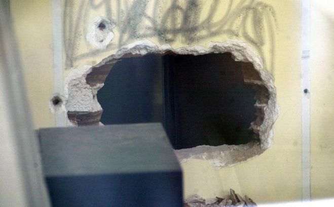 Έκαναν «ριφιφί» και ... «σήκωσαν» 36.000 € από ΑΤΜ στην Αργολίδα!
