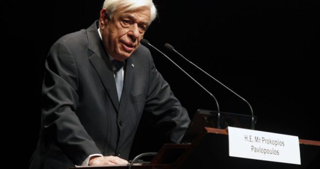 &Kappa;&alpha;&rho;ύ&tau;&alpha;&iota;&nu;&alpha; | &Gamma;&iota;&alpha; &tau;&eta; &mu;&epsilon;&gamma;ά&lambda;&eta; &pi;&rho;&omicron;&sigma;&omega;&pi;&iota;&kappa;ό&tau;&eta;&tau;&alpha; &tau;&omicron;&upsilon; &Nu;&iota;&kappa;&omicron;&lambda;ά&omicron;&upsilon; &Delta;&eta;&mu;&eta;&tau;&rho;&alpha;&kappa;&omicron;&pi;&omicron;ύ&lambda;&omicron;&upsilon; &mu;ί&lambda;&eta;&sigma;&epsilon; &omicron; &Pi;&rho;ό&epsilon;&delta;&rho;&omicron;&sigmaf; &tau;&eta;&sigmaf; &Delta;&eta;&mu;&omicron;&kappa;&rho;&alpha;&tau;ί&alpha;&sigmaf;