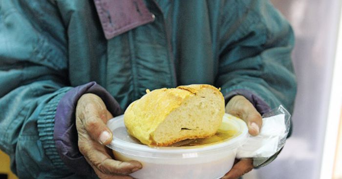 Νέοι από τη Γορτυνία και τη Μεγαλόπολη θα προσφέρουν φαγητό σε άστεγους