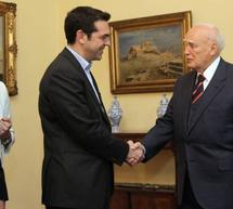 &Sigma;&tau;&omicron;&nu; &Pi;&rho;ό&epsilon;&delta;&rho;&omicron; &tau;&eta;&sigmaf; &Delta;&eta;&mu;&omicron;&kappa;&rho;&alpha;&tau;ί&alpha;&sigmaf;, &tau;&omicron; &mu;&epsilon;&sigma;&eta;&mu;έ&rho;&iota; &tau;&eta;&sigmaf; &Tau;&rho;ί&tau;&eta;&sigmaf;, &omicron; &epsilon;&pi;&iota;&kappa;&epsilon;&phi;&alpha;&lambda;ή&sigmaf; &tau;&omicron;&upsilon; &Sigma;&Upsilon;&Rho;&Iota;&Zeta;&Alpha; &Alpha;&lambda;έ&xi;&eta;&sigmaf; &Tau;&sigma;ί&pi;&rho;&alpha;&sigmaf; &gamma;&iota;&alpha; &tau;&eta; &delta;&epsilon;ύ&tau;&epsilon;&rho;&eta; &delta;&iota;&epsilon;&rho;&epsilon;&upsilon;&nu;&eta;&tau;&iota;&kappa;ή