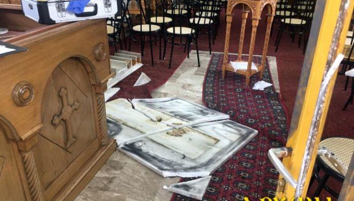 Κλοπές και ζημιές τα ξημερώματα σε τέσσερις εκκλησίες της Τρίπολης (εικόνες)