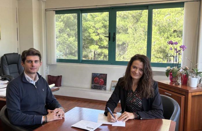 Δωρεά σύγχρονων αναπηρικών αμαξιδίων στο Παναρκαδικό Νοσοκομείο