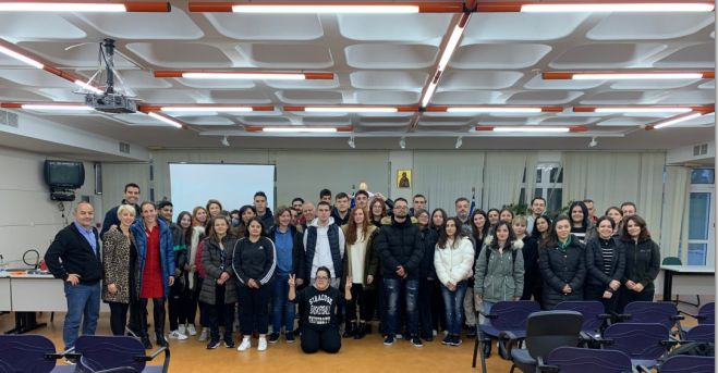 &Epsilon;&kappa;&pi;&alpha;&iota;&delta;&epsilon;&upsilon;&tau;&iota;&kappa;ό &sigma;&epsilon;&mu;&iota;&nu;ά&rho;&iota;&omicron; &Alpha;&rsquo; &Beta;&omicron;&eta;&theta;&epsilon;&iota;ώ&nu; &sigma;&tau;&eta;&nu; &Sigma;&chi;&omicron;&lambda;ή &tau;&omicron;&upsilon; &Omicron;&Alpha;&Epsilon;&Delta; - &Delta;&Upsilon;&Pi;&Alpha; &Tau;&rho;ί&pi;&omicron;&lambda;&eta;&sigmaf; (&epsilon;&iota;&kappa;ό&nu;&epsilon;&sigmaf;)